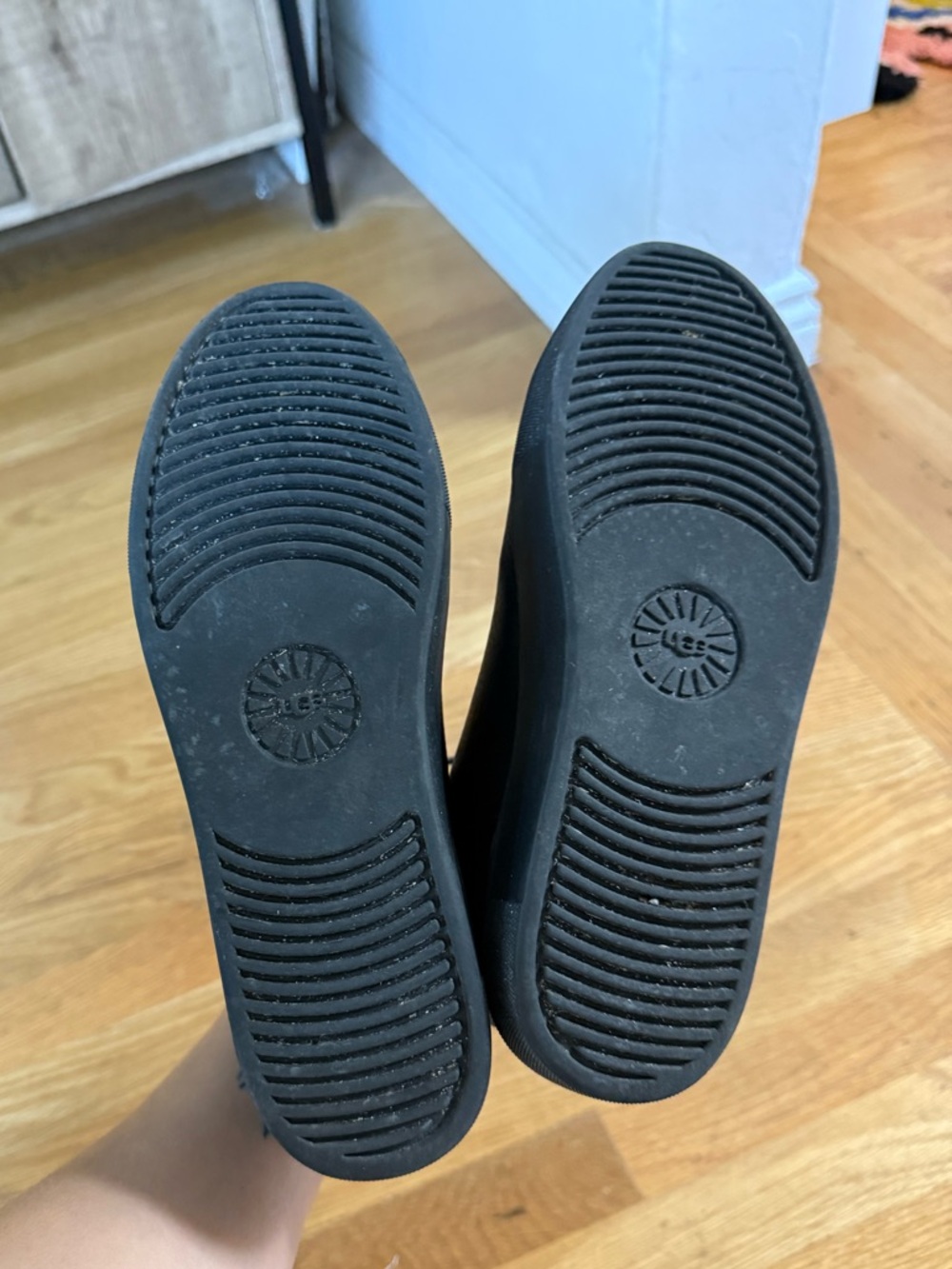 UGG Black leather Olli High Top - Sz 7.5 - Picture 3 of 7